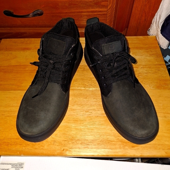 Timberland black leather Davis Square Chukka Boots in men's size 12. Pre-loved - Picture 1 of 13